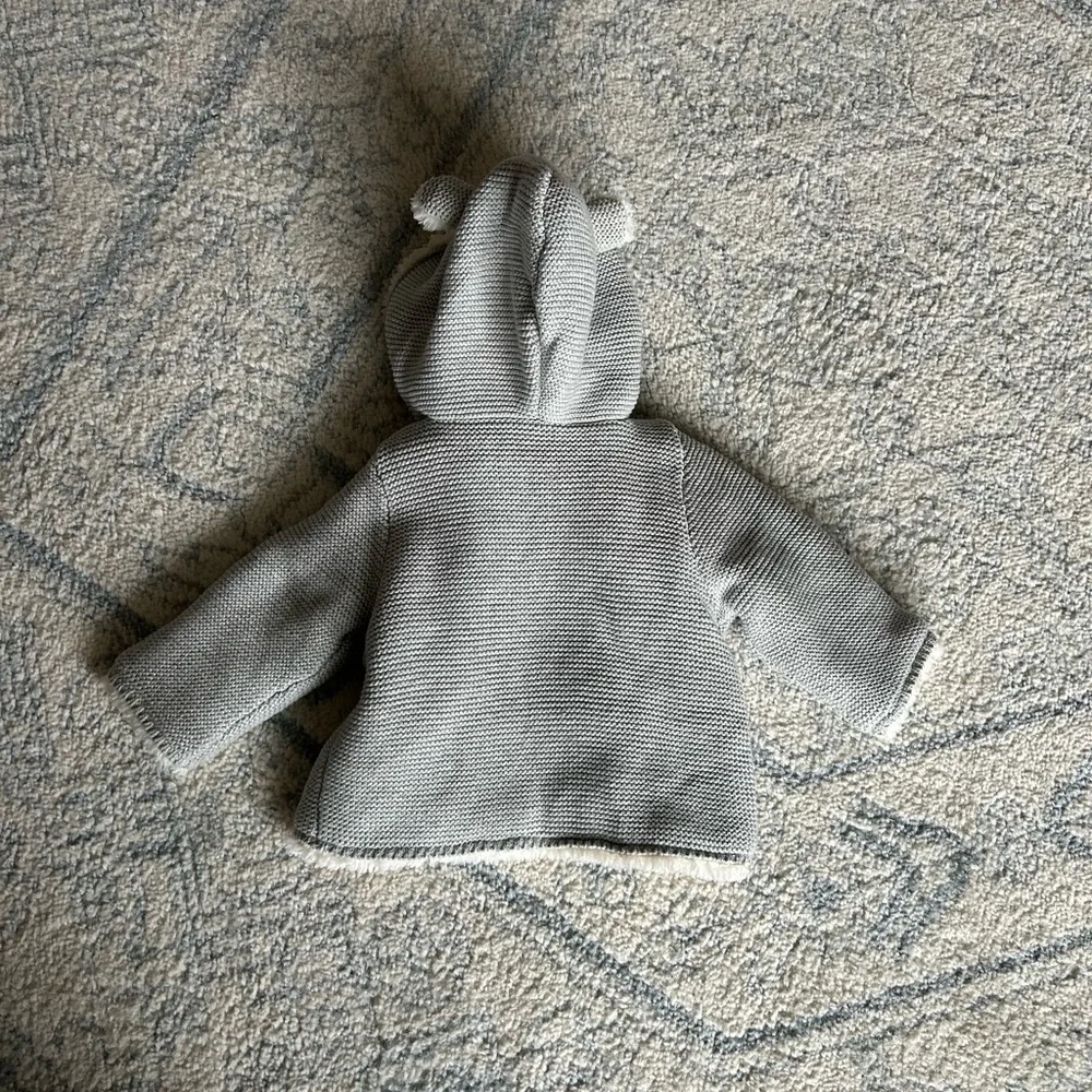 NWT Baby Gap Grey Cotton Sherpa Hooded Jacket size 6-12 months - Picture 9 of 13